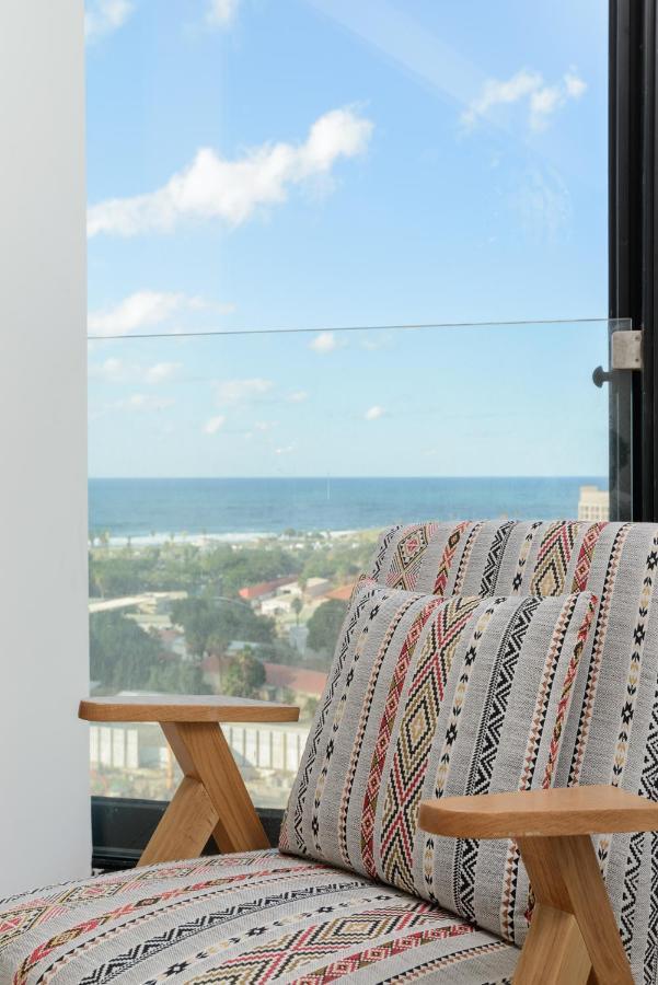 American Colony - Neve Tsedek - Sea View Stylish Duplex - Gym & Pool * Tel-Aviv